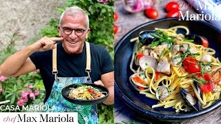 LINGUINE allo SCOGLIO 🐟 Tutti i PROFUMI del MARE Ricetta di Chef Max Mariola [upl. by Anomas]