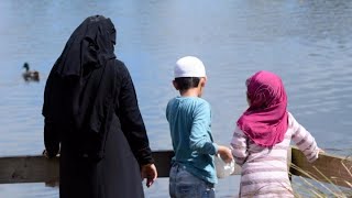 Refugee families under stress while in lockdown at Auckland resettlement centre [upl. by Ludovick]