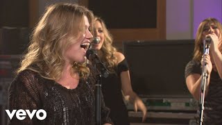 Kelly Clarkson  Since U Been Gone Walmart Soundcheck 2009 [upl. by Ennaharas]