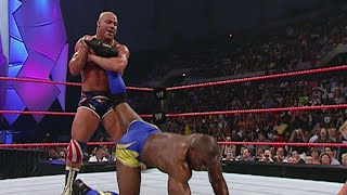 Kurt Angle vs Shelton Benjamin Raw August 22 2005 [upl. by Sukin]