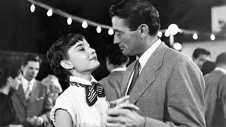 Dean Martin  Thats Amore  Roman Holiday  Audrey Hepburn amp Gregory Peck [upl. by Eanehs]