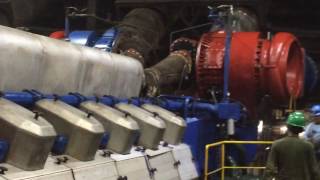 Wartsila 18V46 engine start up [upl. by Matthaus]