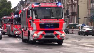 Der quotbeflaggtequot Löschzug der Feuerwehr Frankfurt [upl. by Ycniuqal]