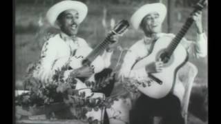 Los Compadres en su versión original Compay Segundo y Lorenzo Hierrezuelo [upl. by Anawal284]