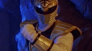 White Ranger vs Lord Zedd  Mighty Morphin  Power Rangers Official [upl. by Stillmann]