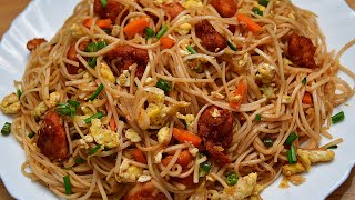 Chicken Noodles Recipe Chicken Hakka Noodles Street Style Chicken Noodles [upl. by Niltyak]