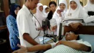 Tes Rumple leed pada pasien DBD Demam Berdarah Dengue [upl. by Laure]