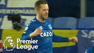 Gylfi Sigurdsson penalty puts Everton ahead of Chelsea  Premier League  NBC Sports [upl. by Minda]