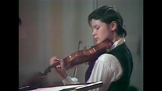 Vadim Repin plays Tchaikovsky Violin Concerto op 35  video 1986 [upl. by Barbaresi835]