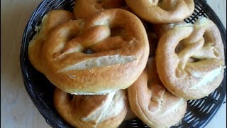 Brezel  Rezept  Video Anleitung [upl. by Nnylannej846]