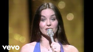 Crystal Gayle  Dont it Make my Brown Eyes Blue  Live Restored [upl. by Lorie]