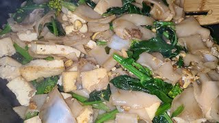 Vegetarian Pad See Ew [upl. by Akirea]