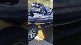 1990 Stratos 285 PRO with a 1990 Evinrude 150 XP V6 Outboard [upl. by Enawyd]