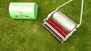 Ransomes Bowls Green Push Mower [upl. by Iztim]