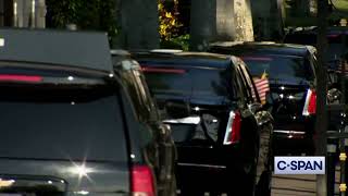 Trump arrives Trump International Golf Club West Palm Beach Florida after departing MaraLago [upl. by Dehlia553]