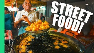 Insider MALAY STREET FOOD TOUR at Night Market Jalan TAR in Kuala Lumpur [upl. by Myrah]