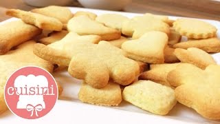 MÜRBETEIG Plätzchen Teig Backen Grundrezept  Herstellen amp Ausrollen  Weihnachtskekse  CUISINI [upl. by Shirlee]