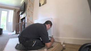 How to install radiator valves [upl. by Adalie344]