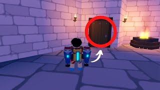 CASTLE SECRET IN LIVETOPIA  ROBLOX [upl. by Nette]