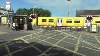 Birkdale Level Crossing [upl. by Schwitzer]