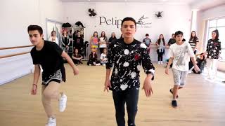 BUMBUM TAM TAM MC FIOTI Coreografia de leocosta oficial [upl. by Razatlab]