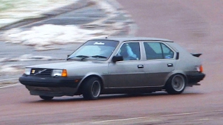 Volvo 340GL  Skids at Lydden Hill [upl. by Telfer]