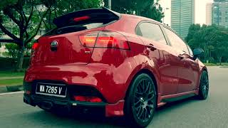 Kia Rio UB EX 2014 Intro [upl. by Enailuj]