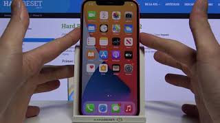 ¿Cómo hacer una captura de pantalla en iPhone 12  capturar pantalla screenshot [upl. by Nuyh]